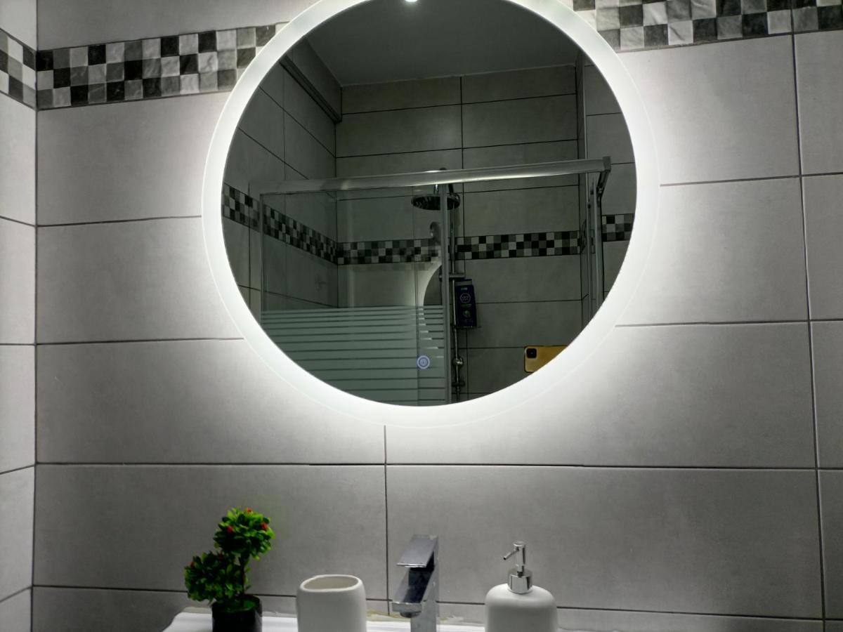 Travelers Tranquil & Chillout Apt Apartment Atena Exterior foto
